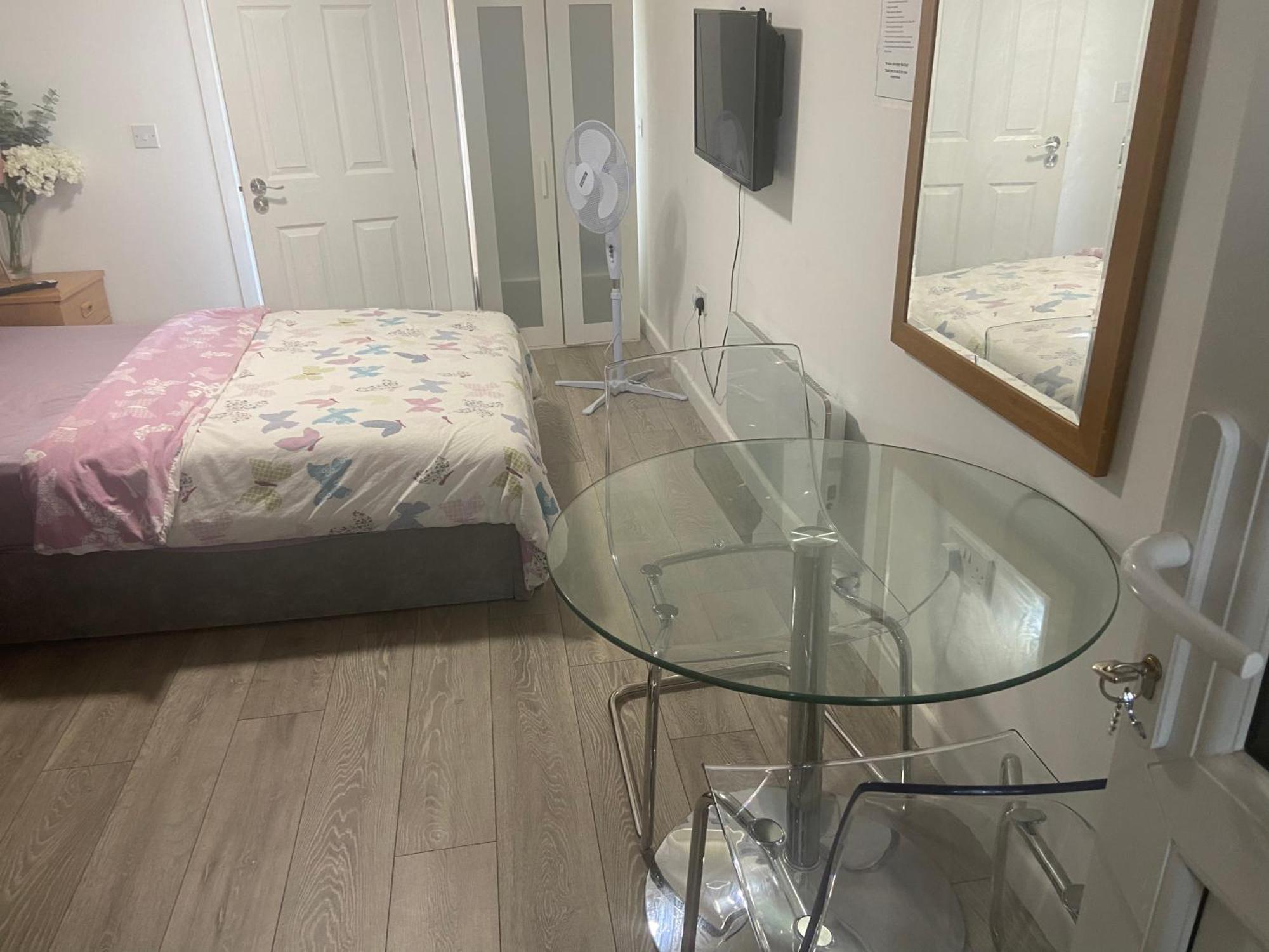 Brand New Studio Apartment With Beautiful Kitchen-Close To Liverpool City Centre 외부 사진